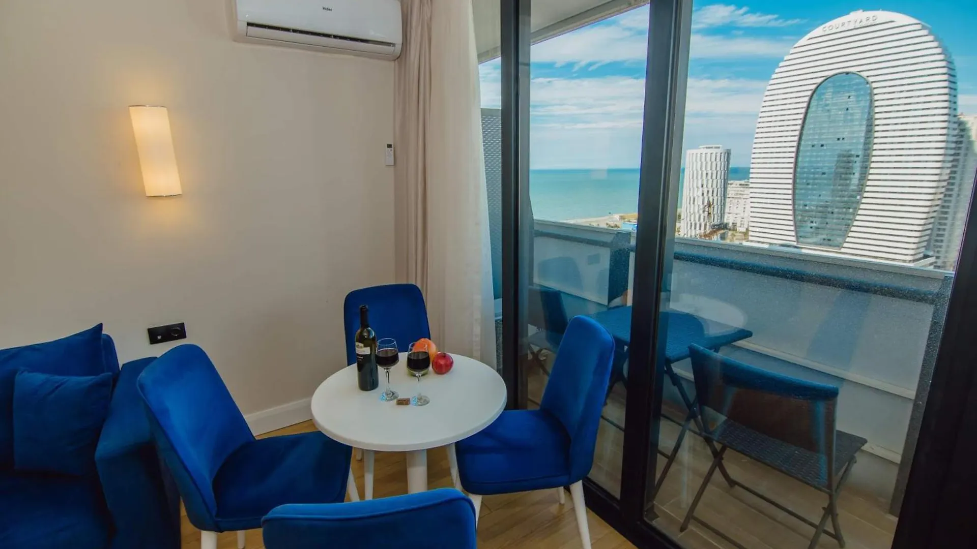 Panorama Luxury Aparthotel Sea View 巴统 公寓