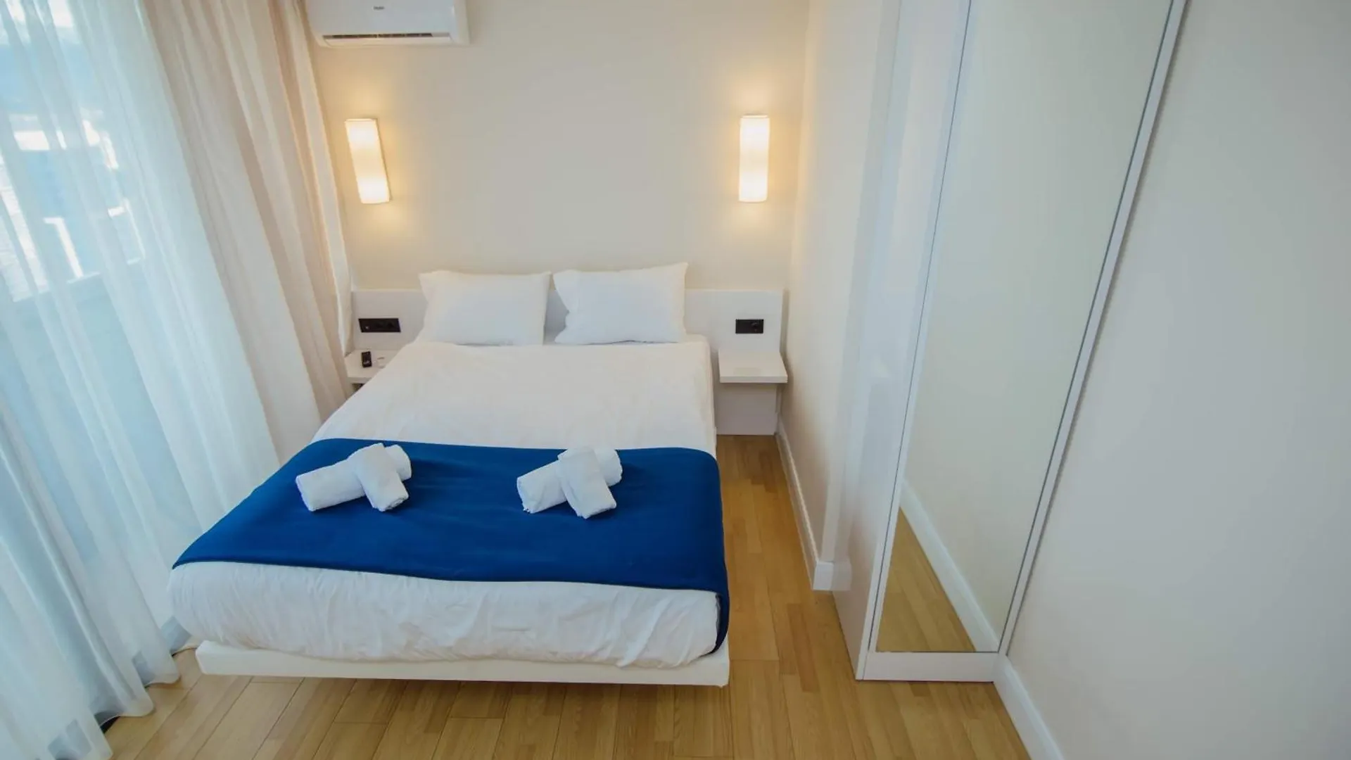 Panorama Luxury Aparthotel Sea View 巴统 公寓